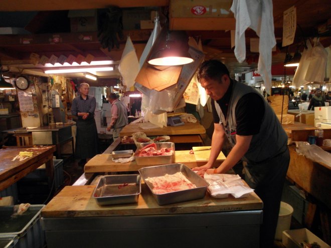 Tsukiji, le plus grand marché aux poissons du monde