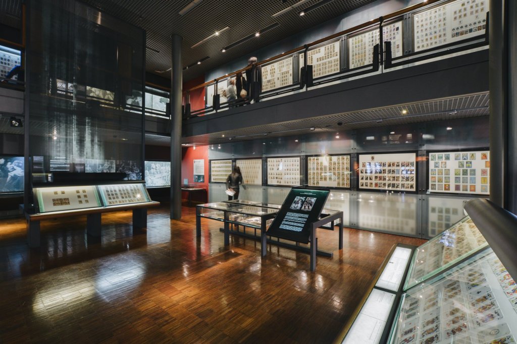 visiter hauts de seine musée carte à jouer